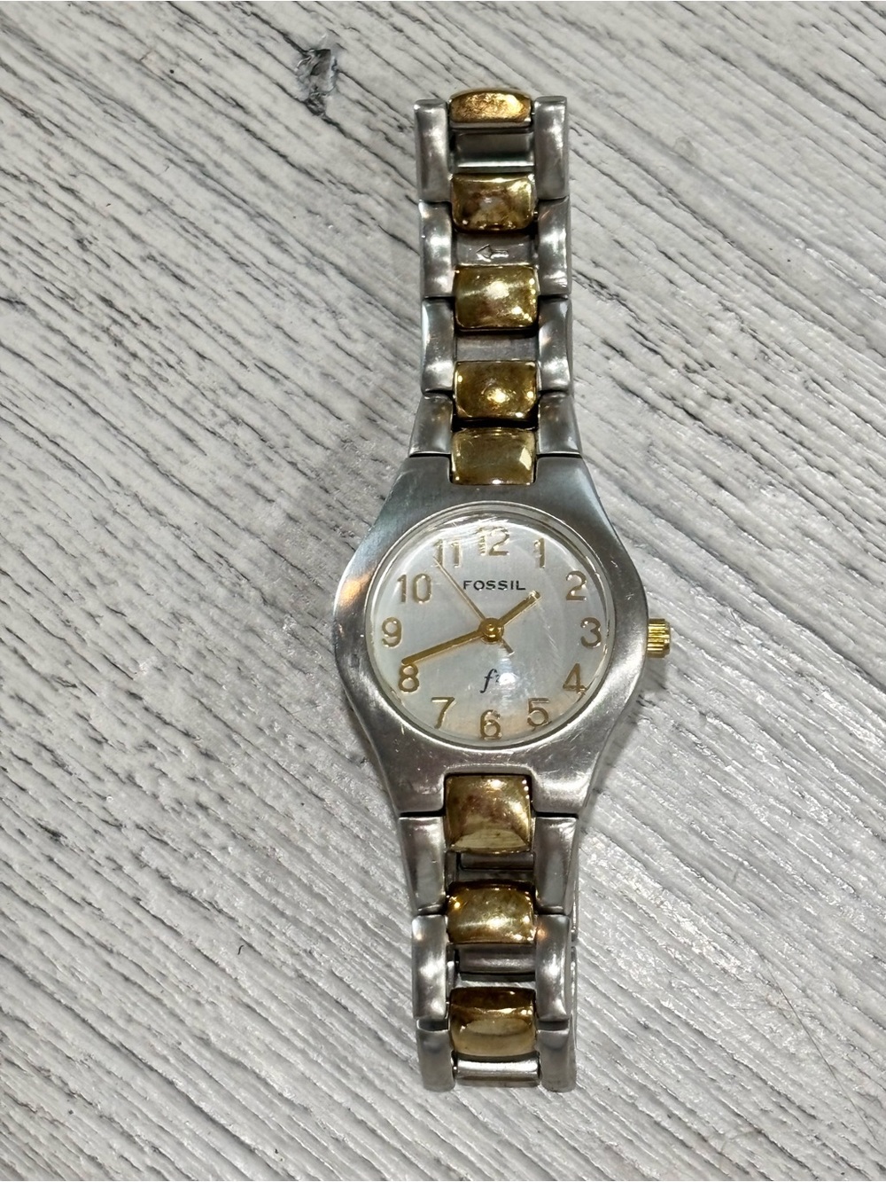 FOSSIL F2 Women’s Two Tone ES-9106 Watch 24mm Face White Face New Battery READ.